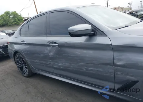 2023 BMW M550 I xDrive z USA, uszkodzony, nr VIN WBA13BK07PCM55728